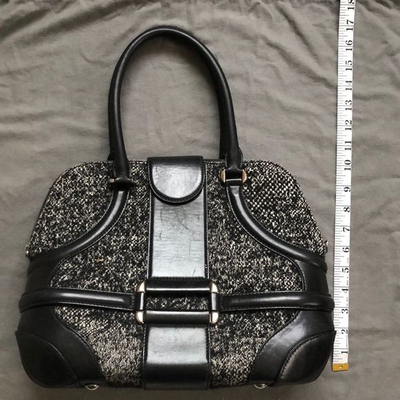 Alexander McQueen Novak Handbag - Picture 9 of 11